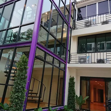Thonglor Suite